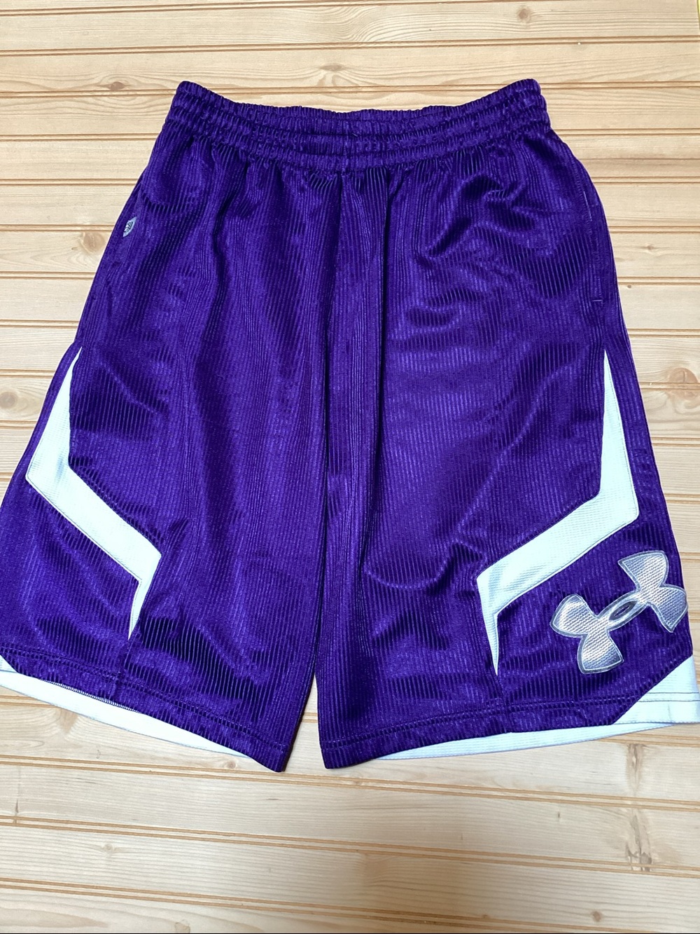 Under Armour Purple White Slash Silver Logo Athletic Basketball Shorts Large